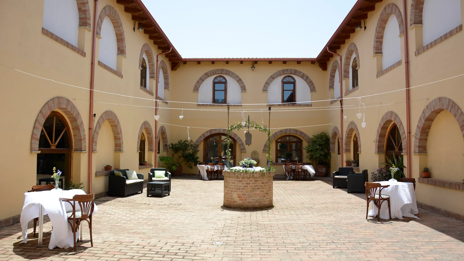 Hotel Funtana Noa Villanovaforru
